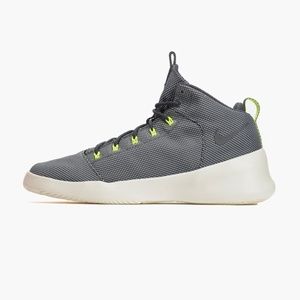 NIKE Hyperfr3sh Basketball Shoes